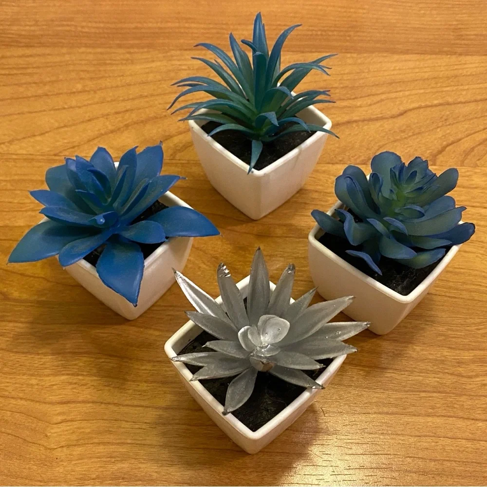 Faux Succulent Plants - Set of 4